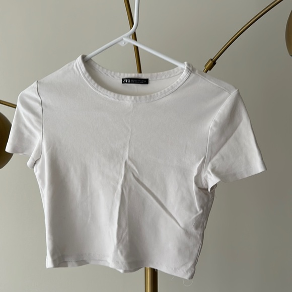 ZARA white cropped short sleeves tops - t shirts - Picture 1 of 3